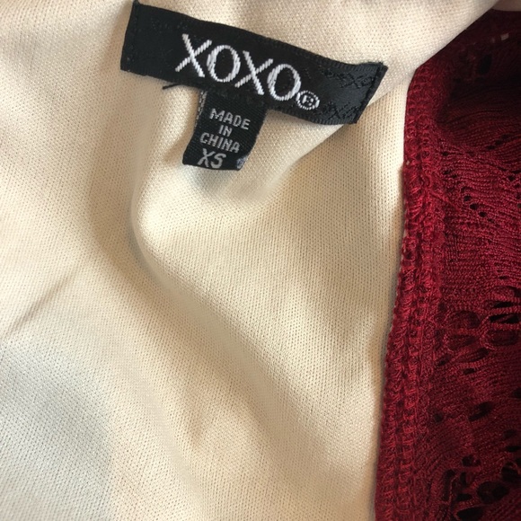 ➡️Host Pick⬅️ XOXO Red Crochet Floral Dress Small - Picture 5 of 7